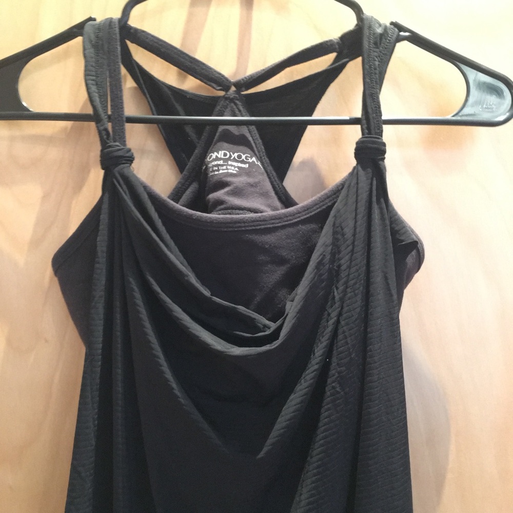 Beyond Yoga Black yoga tank and built in bra Small